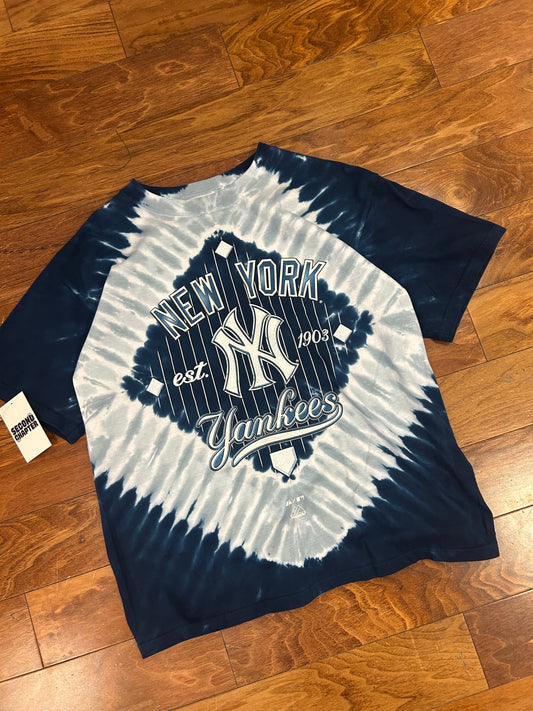 00s New York Yankees Tie Dye Majestic Tee (M)