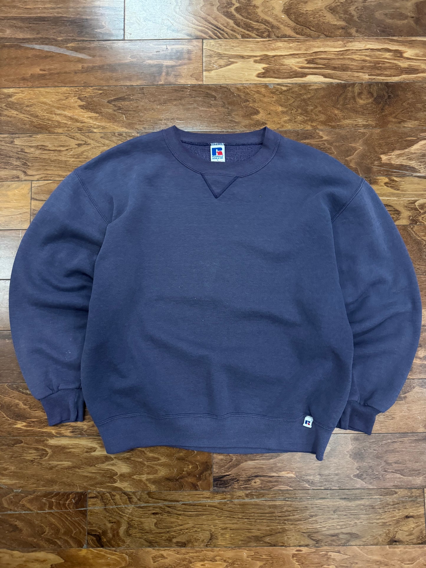 90s Russell Athletics Faded Purple Blank Essential Crewneck (L)