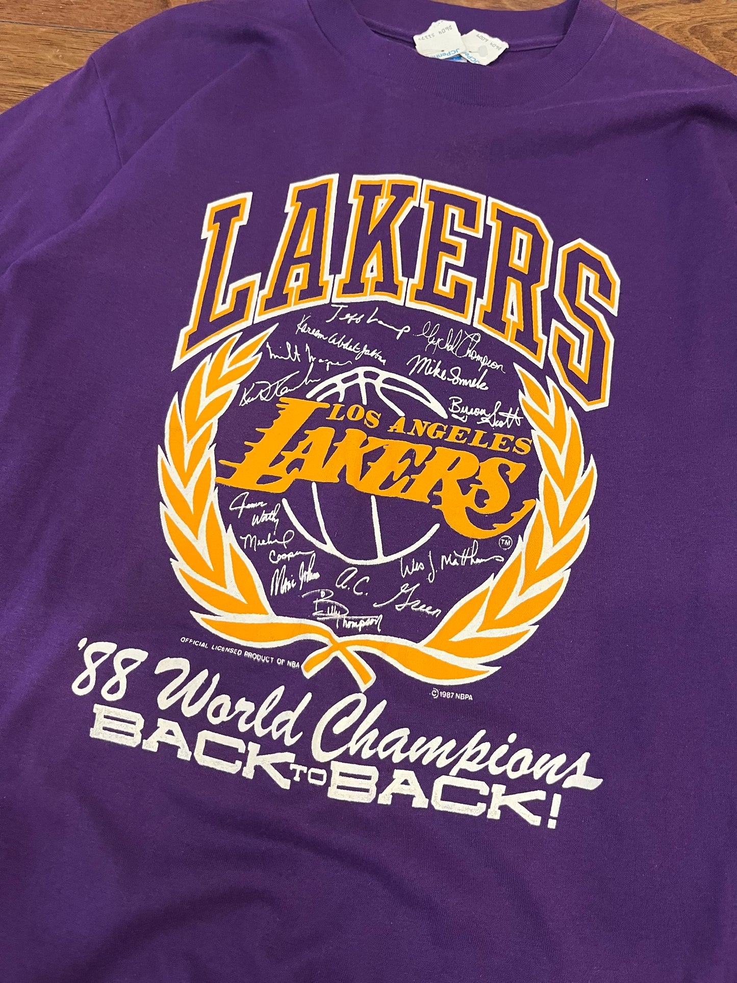 1988 LA Lakers "Back to Back" Tee (L)