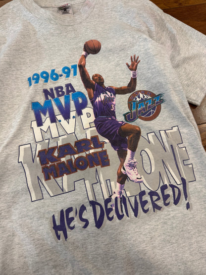 1997 Utah Jazz Karl Malone NBA MVP "He's Delivered" Vintage Tee (L)