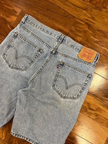 2003 Levi's 505 Light Wash Jean Shorts (34)