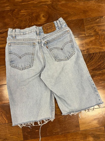 1993 Levi's Student 550 Orange Tab Light Wash Shorts (26)