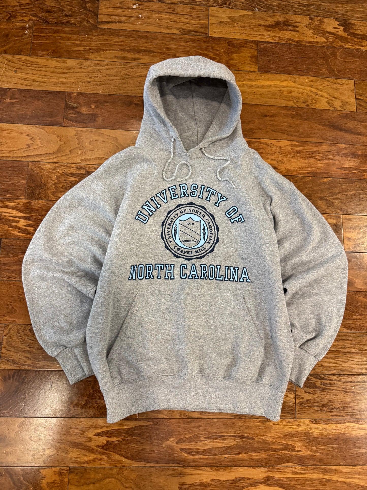 00s UNC The Game Essential Vintage Hoodie (XL)