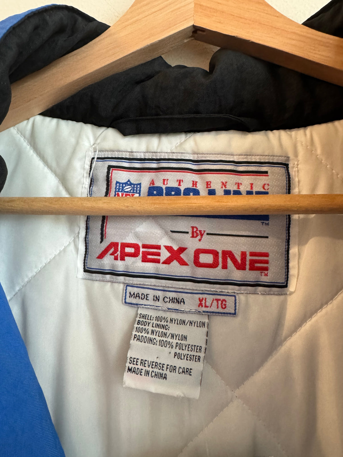 90s Carhartt Panthers Apex Black/Blue Puffer Jacket (XL)