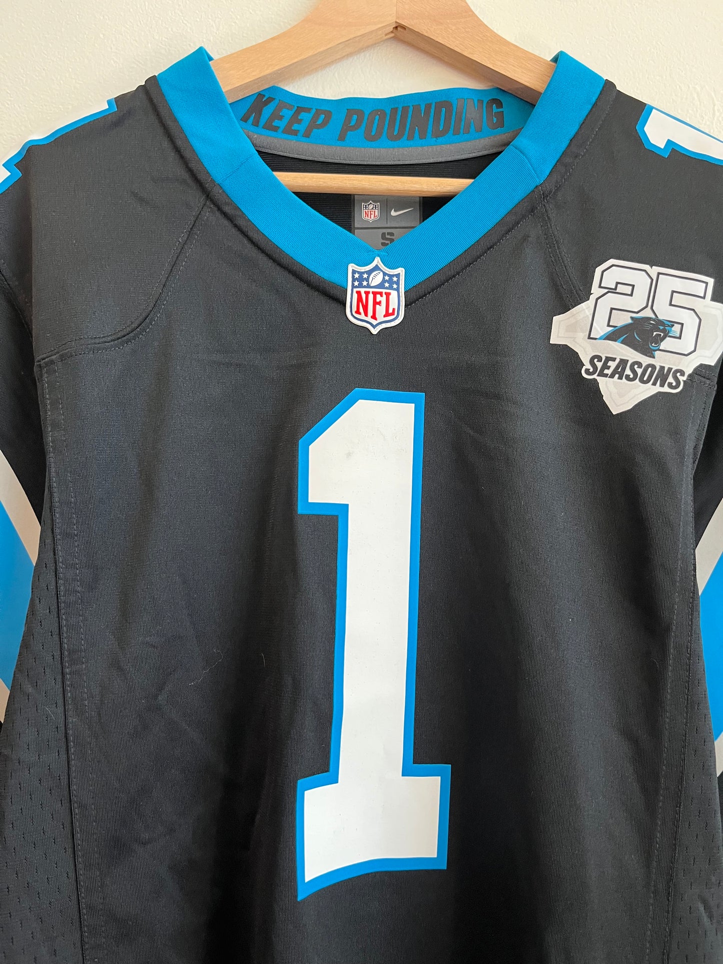 2010s Carolina Panthers Cam Newton 25 Seasons Patch Nike Jersey (S)