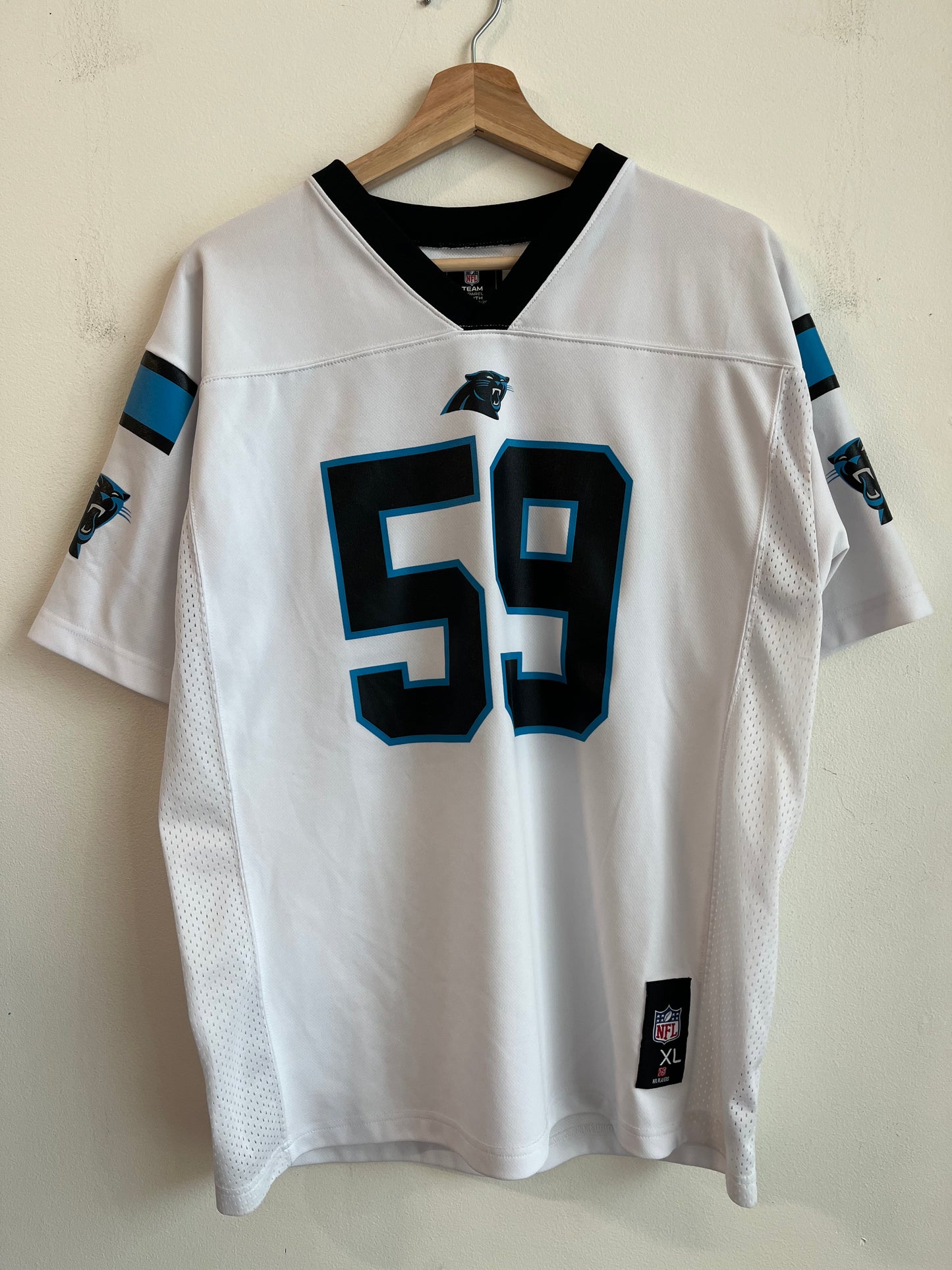 2010s Carolina Panthers Luke Kuechly Away Jersey (Youth XL)