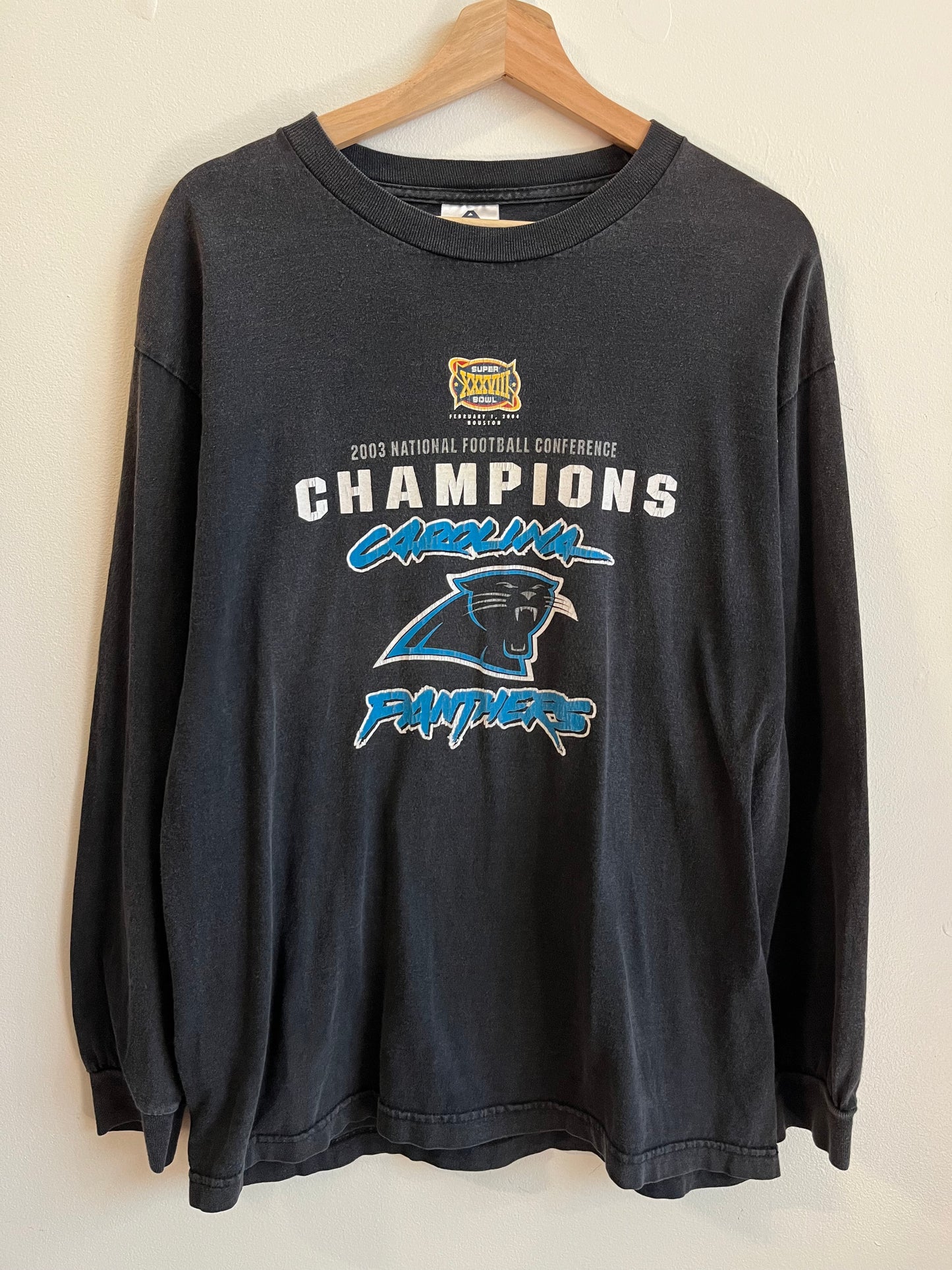 2003 Carolina Panthers Super Bowl NFL Conference Champions Faded Long Sleeve Shirt (L)