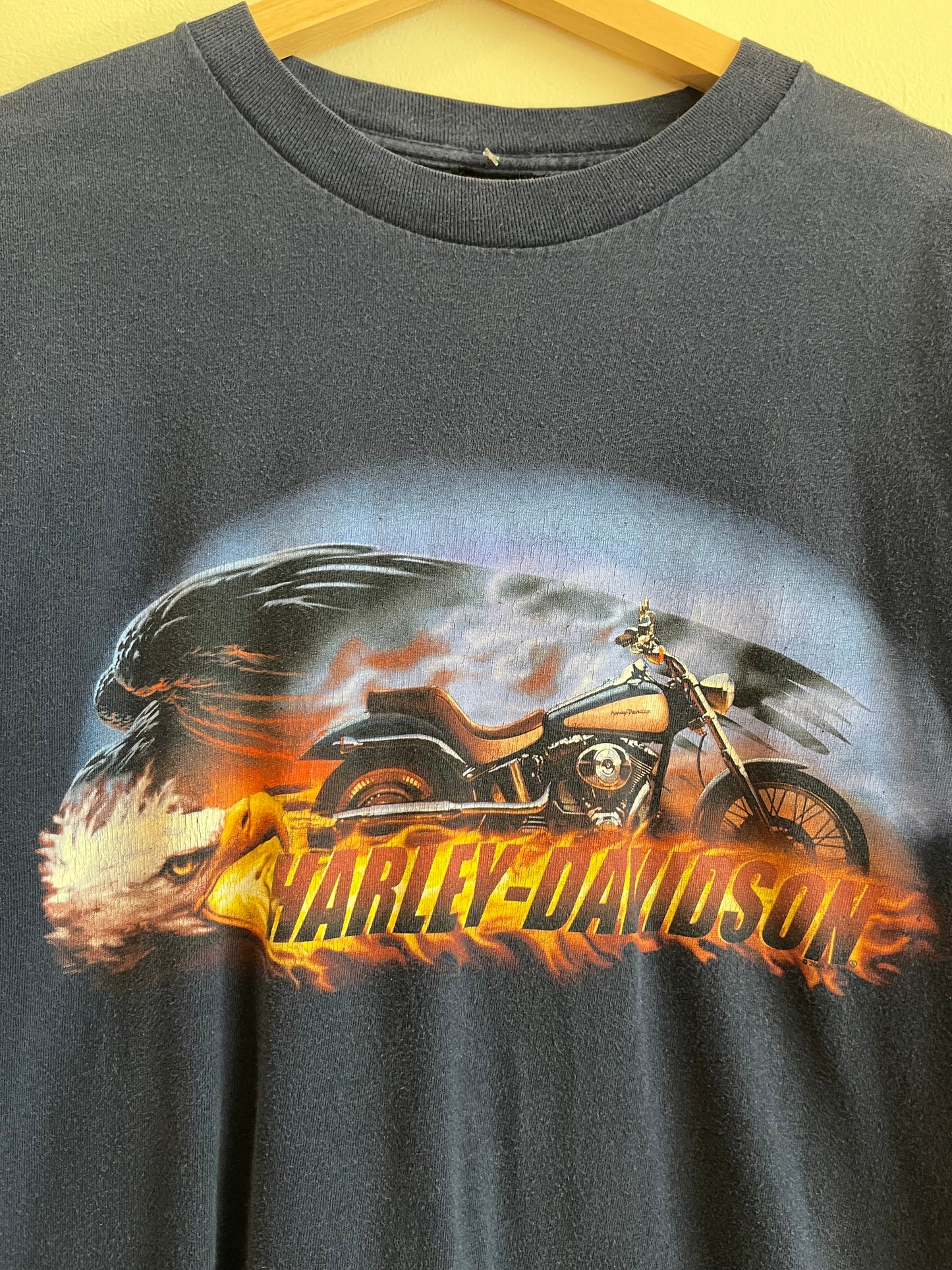 2004 Harley Cape Motorcycle Eagle Tee (XL)