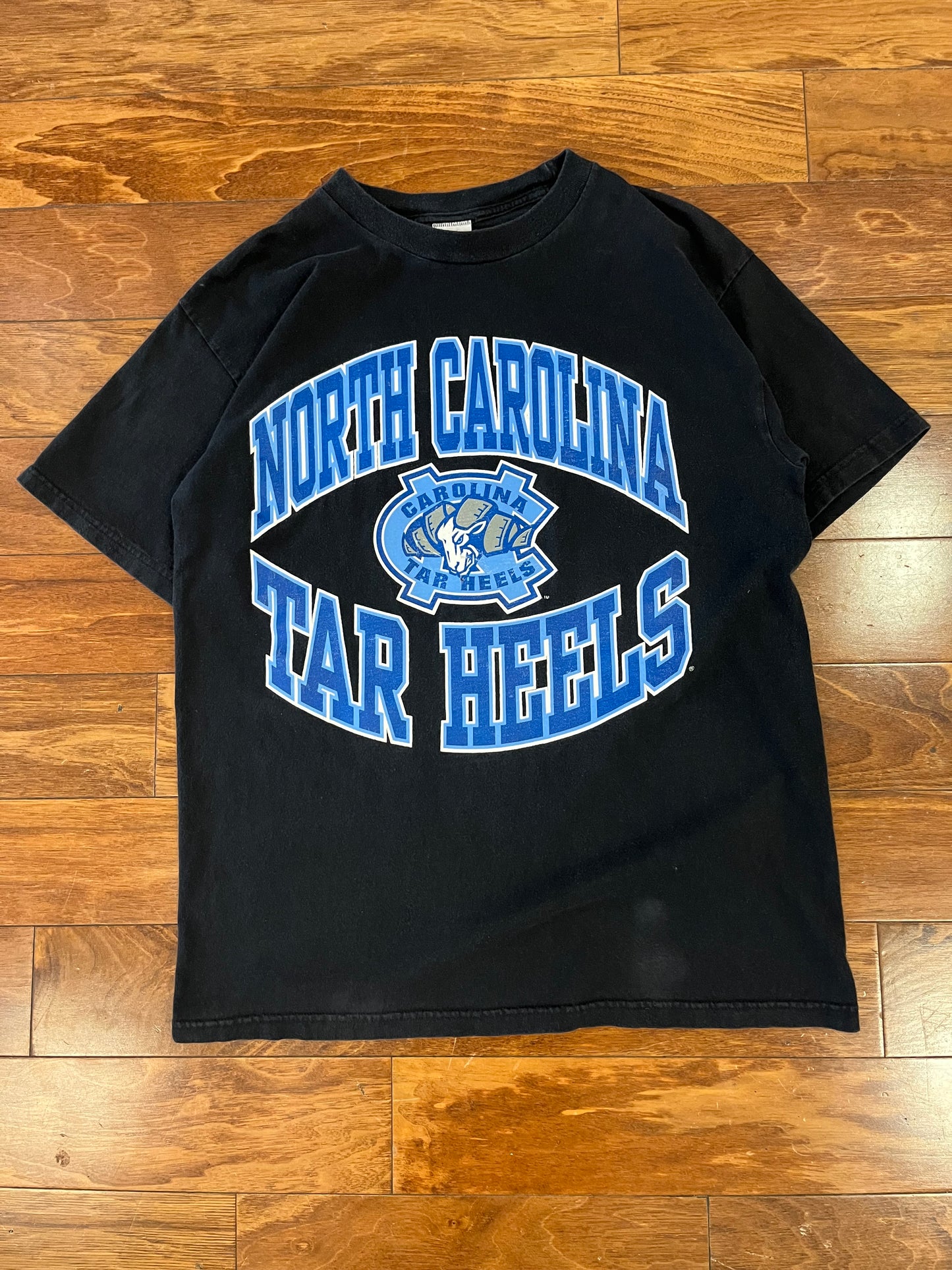 90s UNC Tar Heels Tru-Fan Black Tee (L)