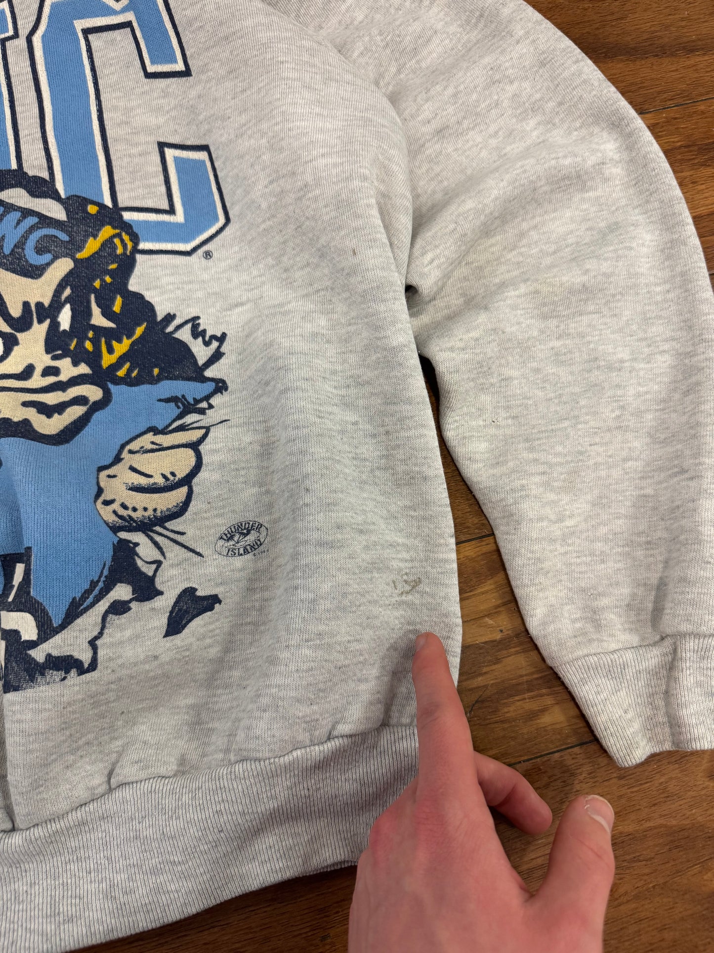 1985 University of North Carolina (UNC) Big Logo Mascot Vintage Crewneck (M)