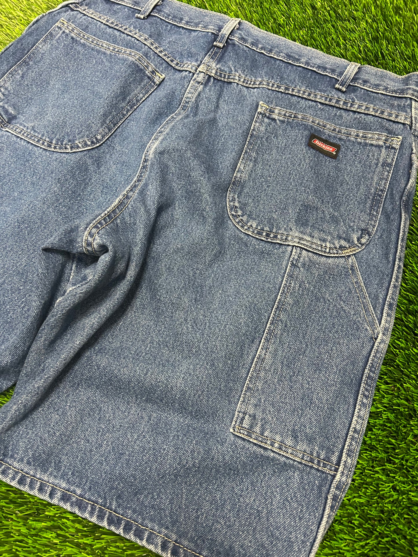 00s Dickies Black Tab Baggy Jean Shorts (40)