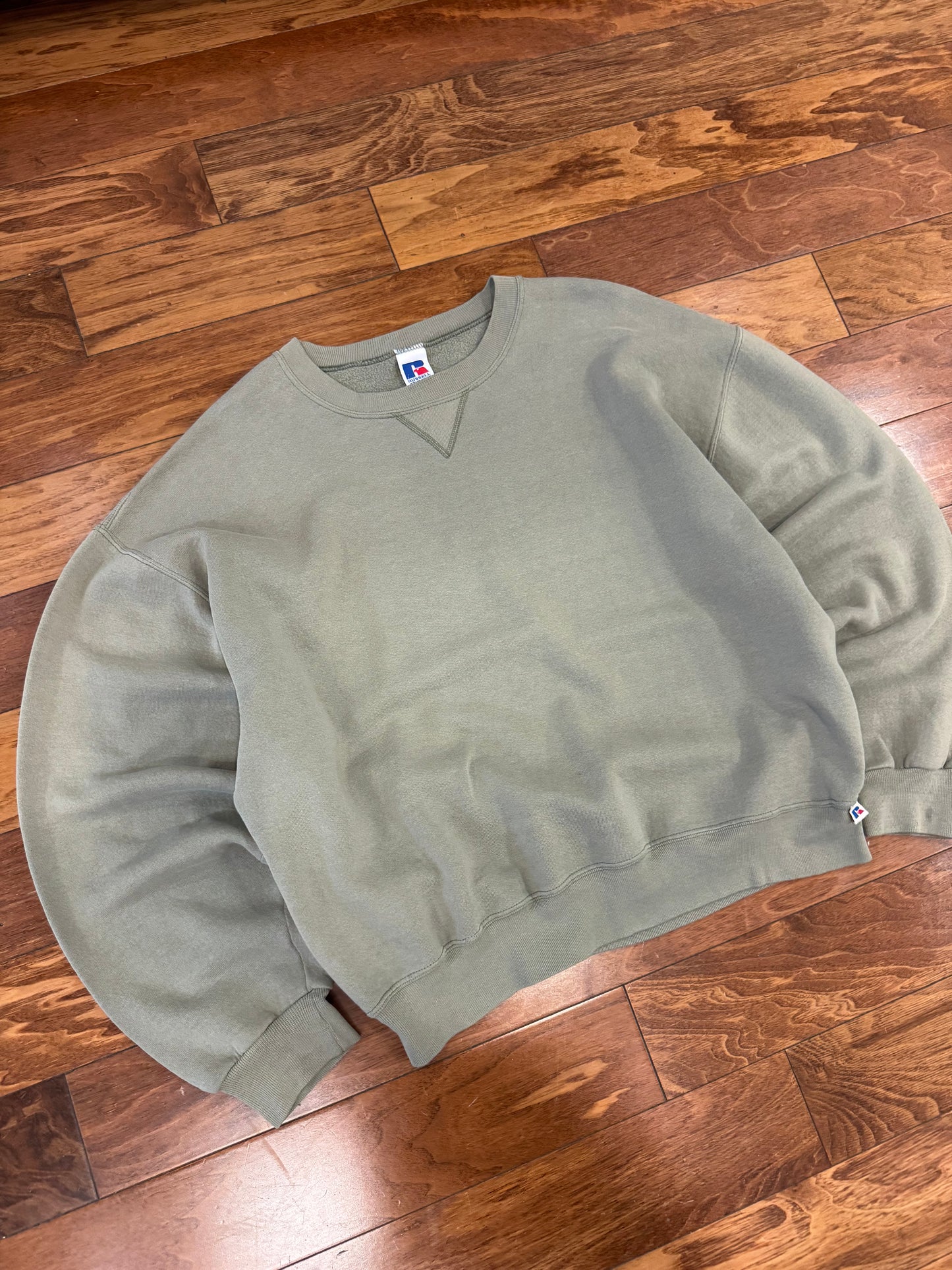 90s Russell Athletics Ivy Vintage Blank Crewneck (XL)
