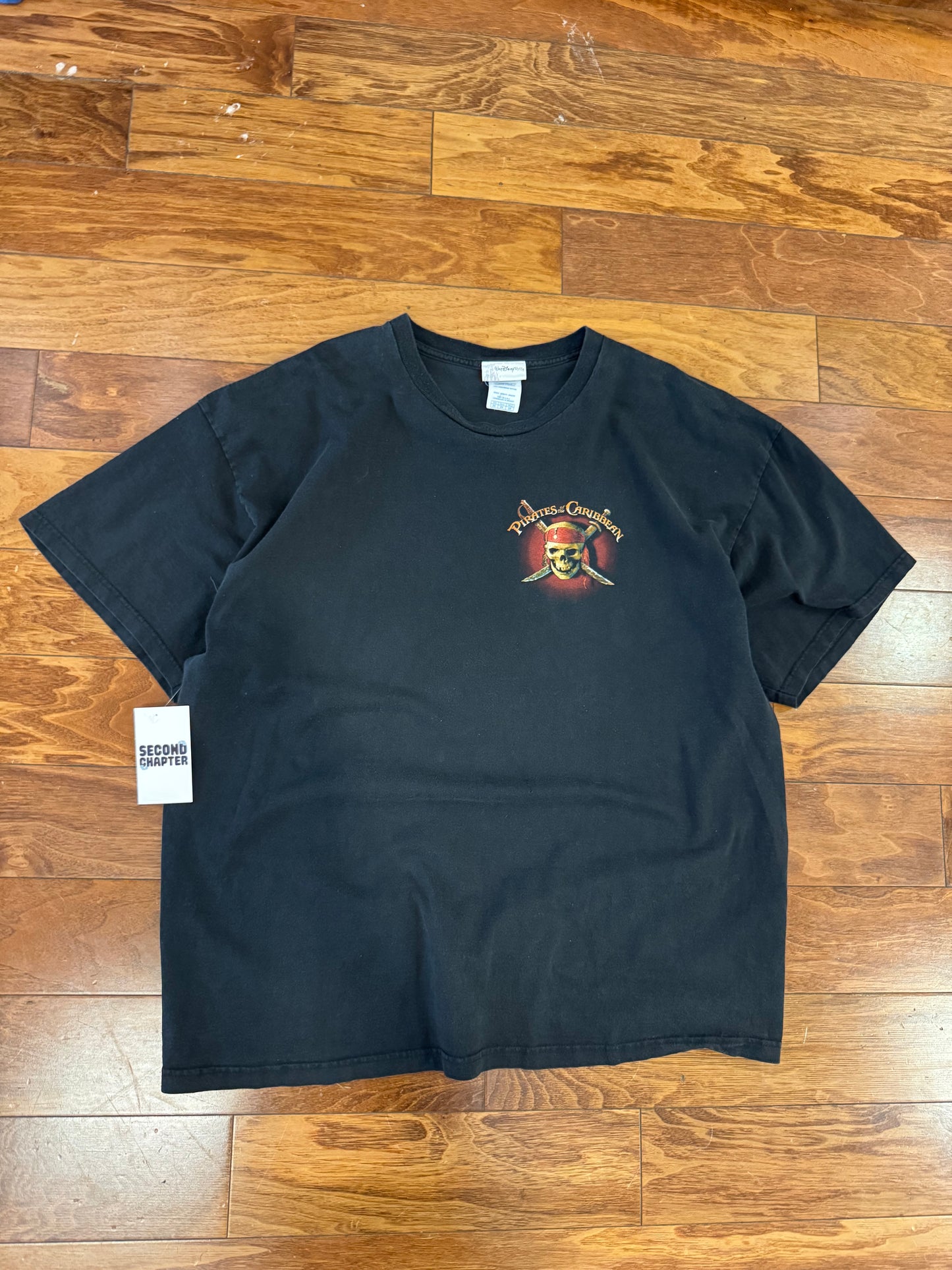 00s Pirates of the Caribbean Black Disney Tee (XXL)