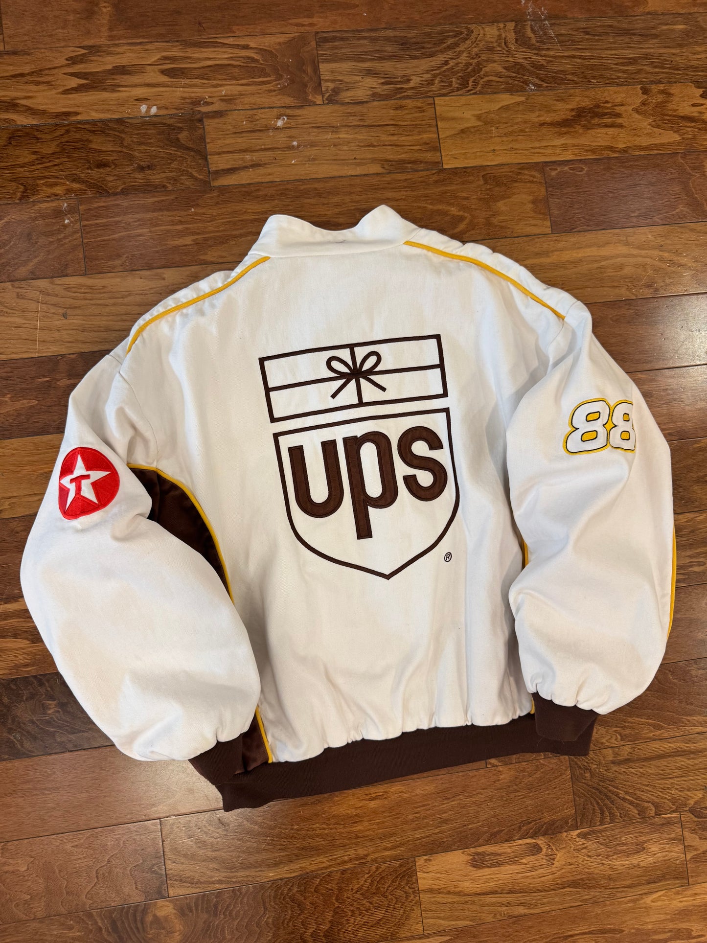 00s Dale Jarrett UPS Nascar Racing Jacket (XL)