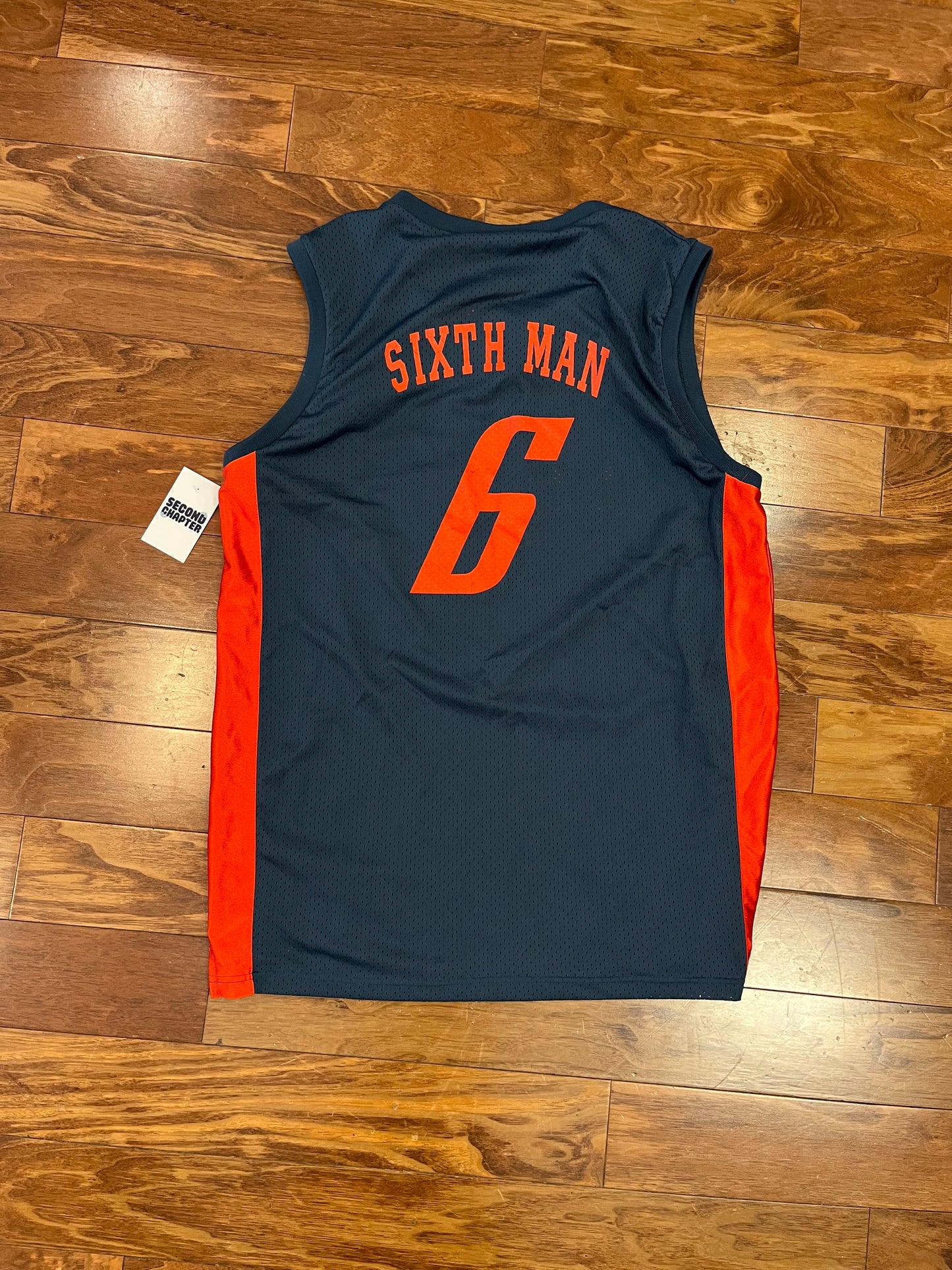00s Bobcats Sixth Man Jersey (XL)