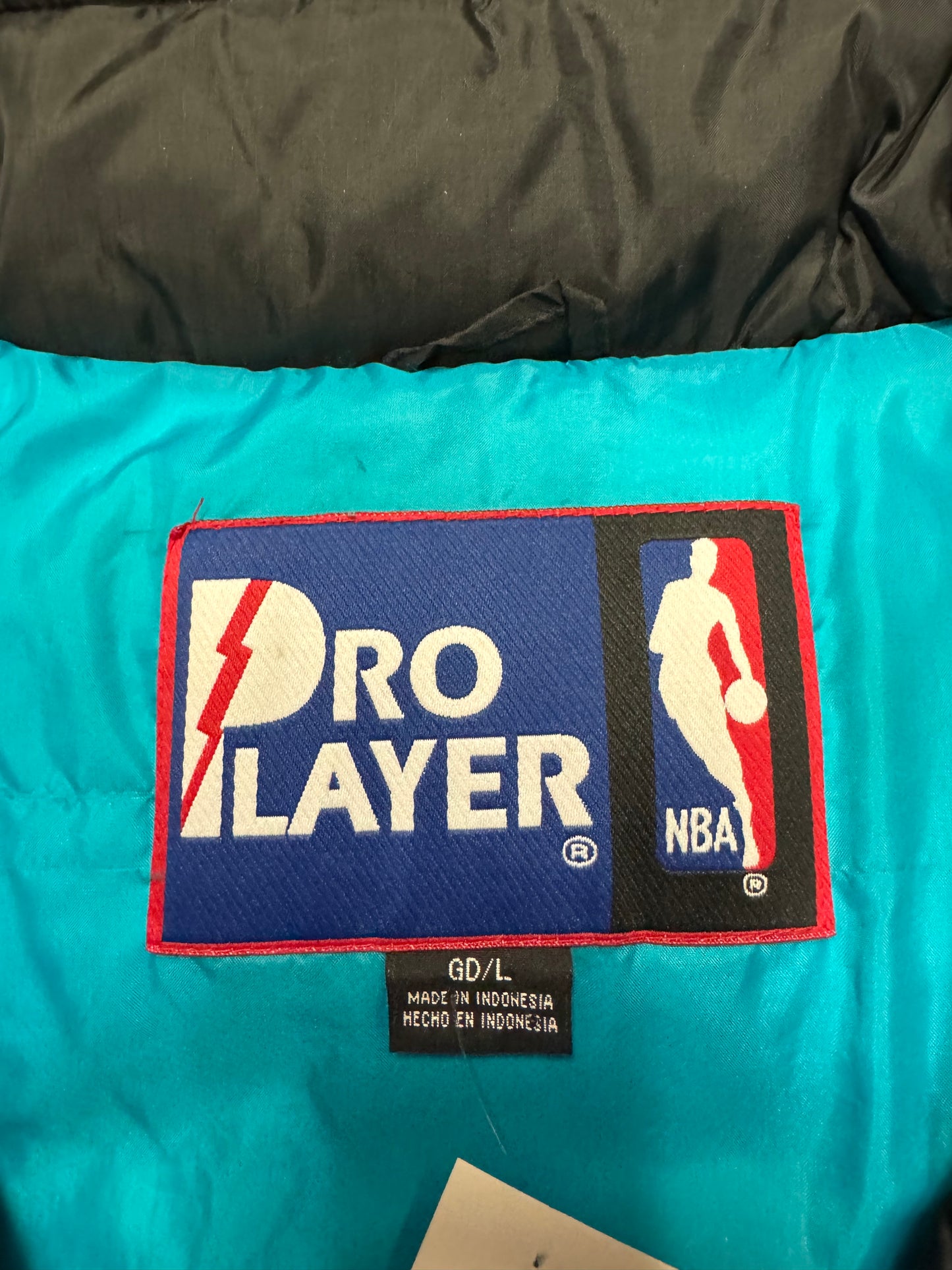 90s Detroit Pistons Vintage Pro Player Down Embroidered Puffer Jacket (L)