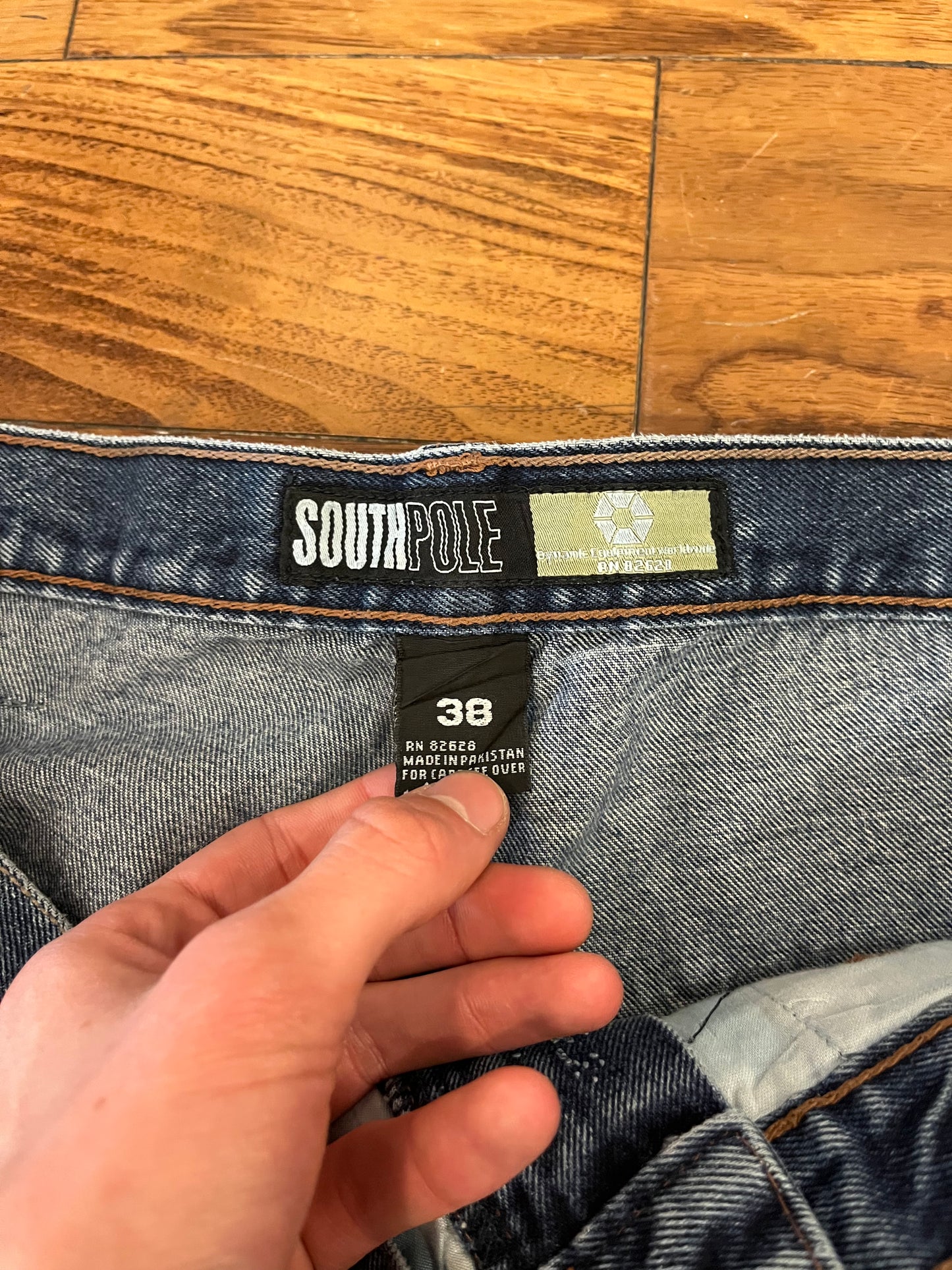 00s South Pole Faded Tan Tab Jeans (38 x 32)