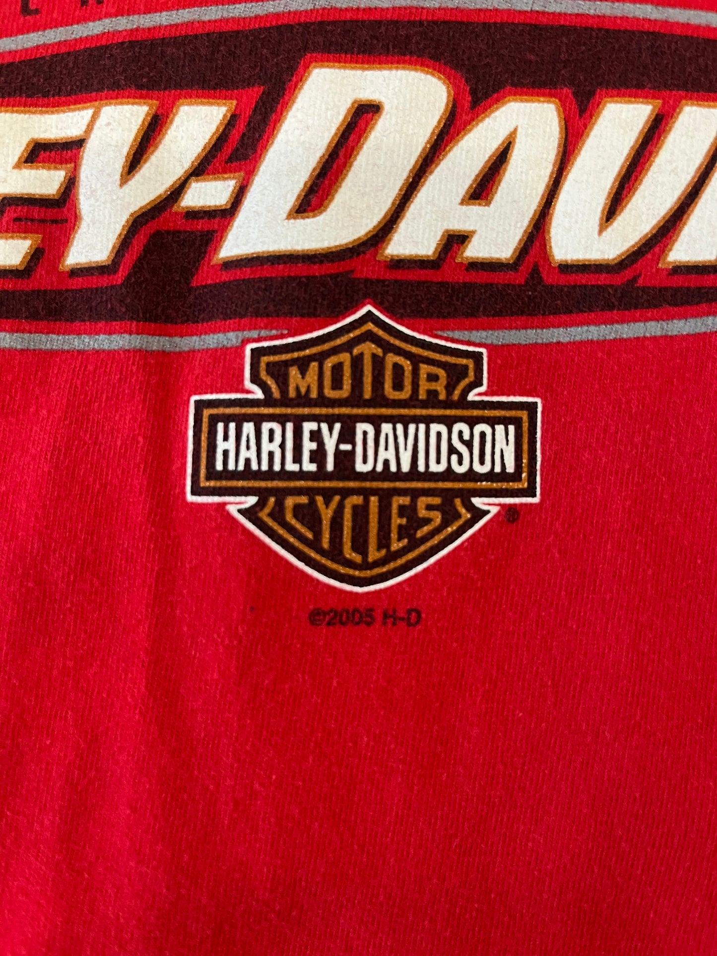 2005 Harley Davidson "Legends Can't Sit Still" Tee (XL)