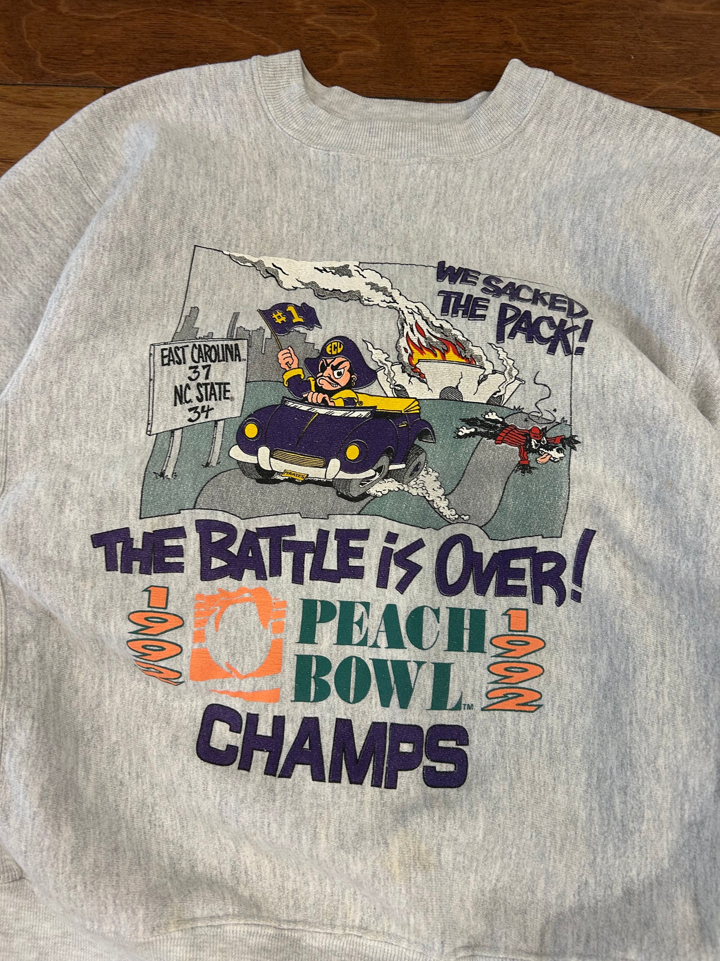 1992 East Carolina (ECU) Peach Bowl Graphic Crewneck (M)