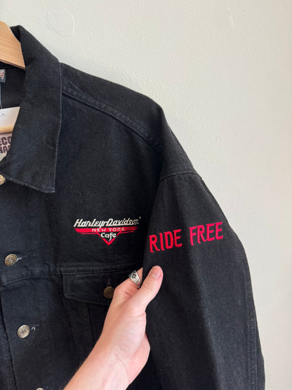 00s Harley Davidson Cafe New York Black Denim Jacket (L)