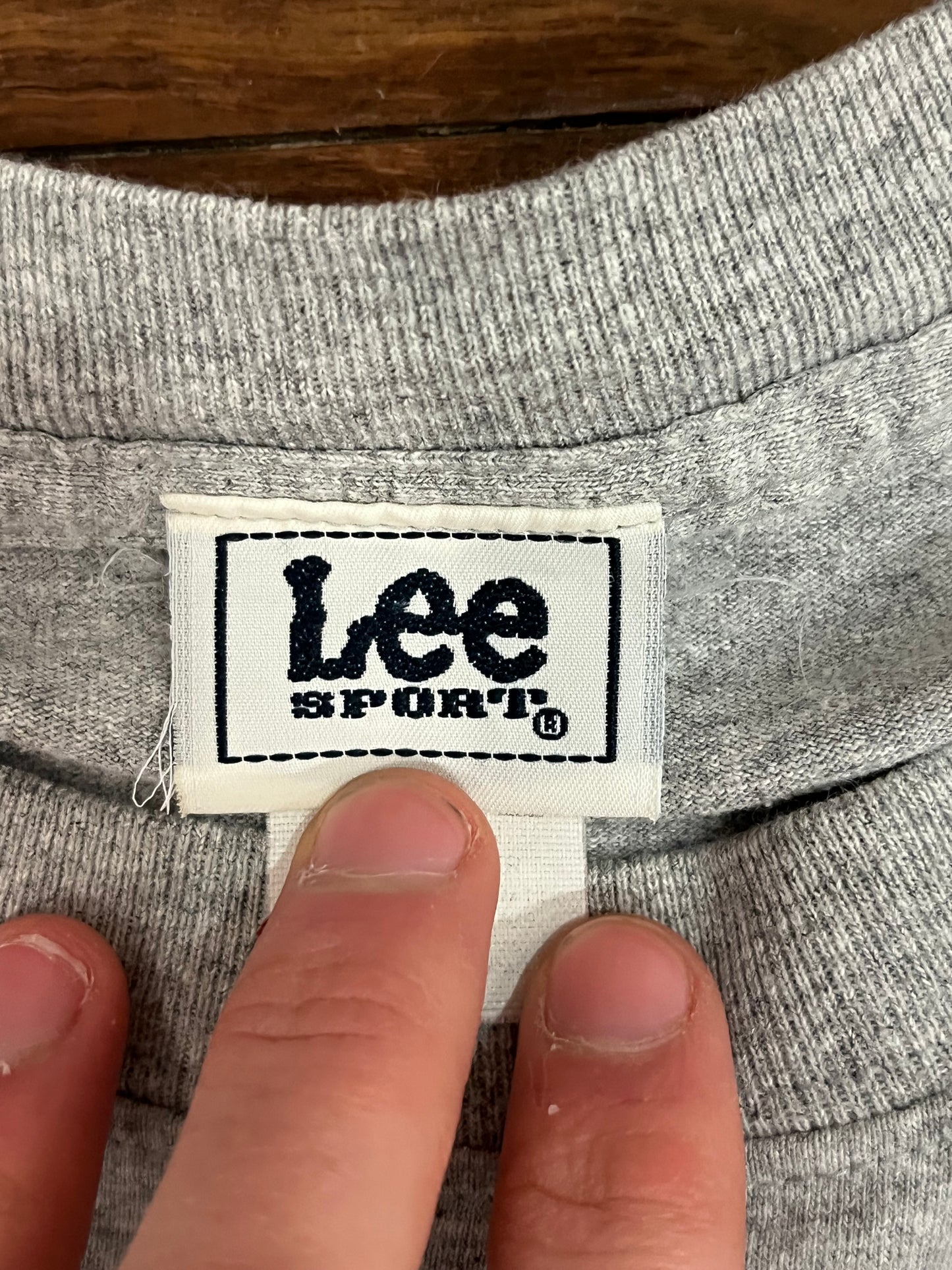 2006 Philadelphia Phillies Lee Tee (XL)