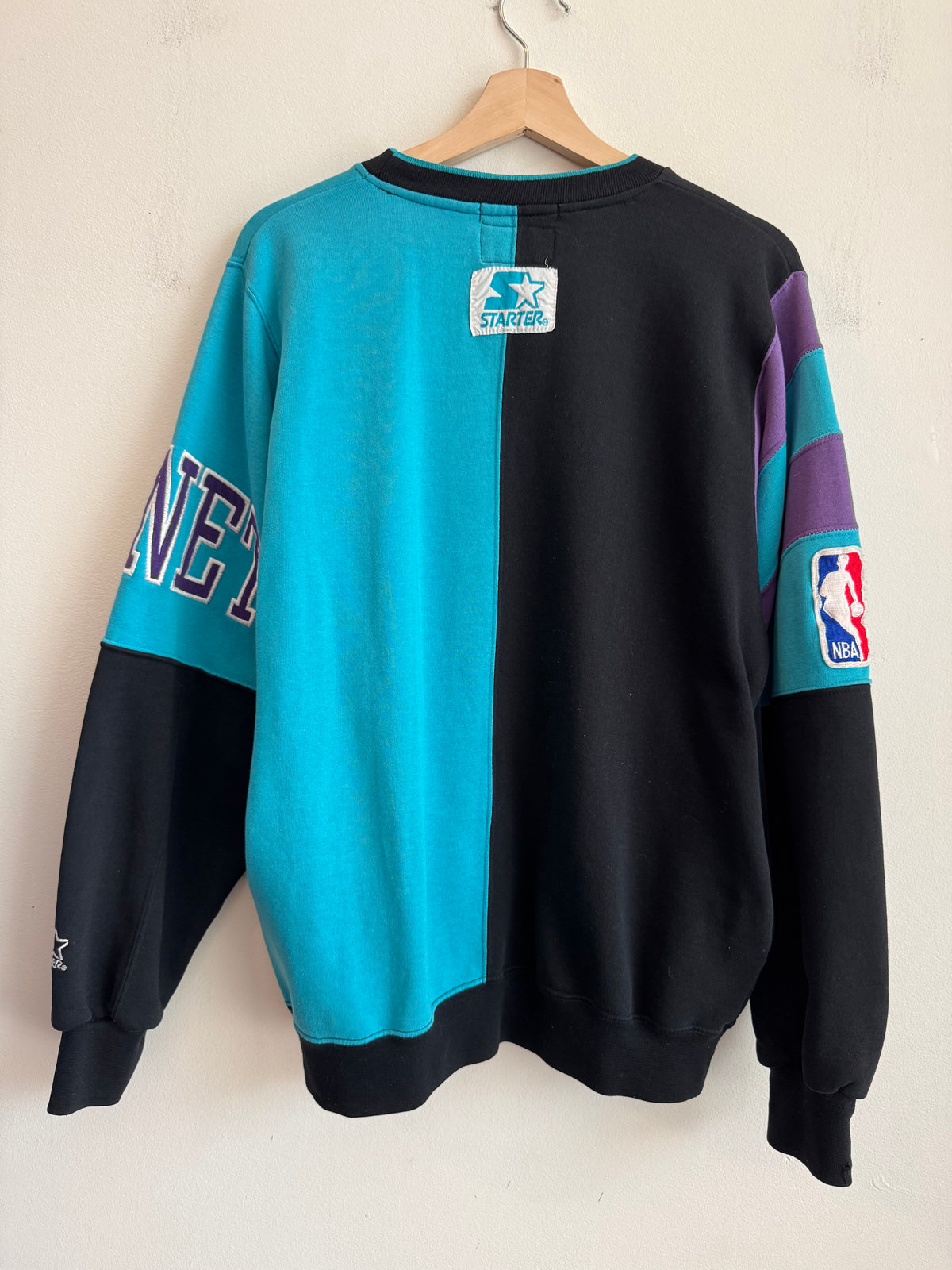 90s Charlotte Hornets 2 Tone Starter Crewneck (M)