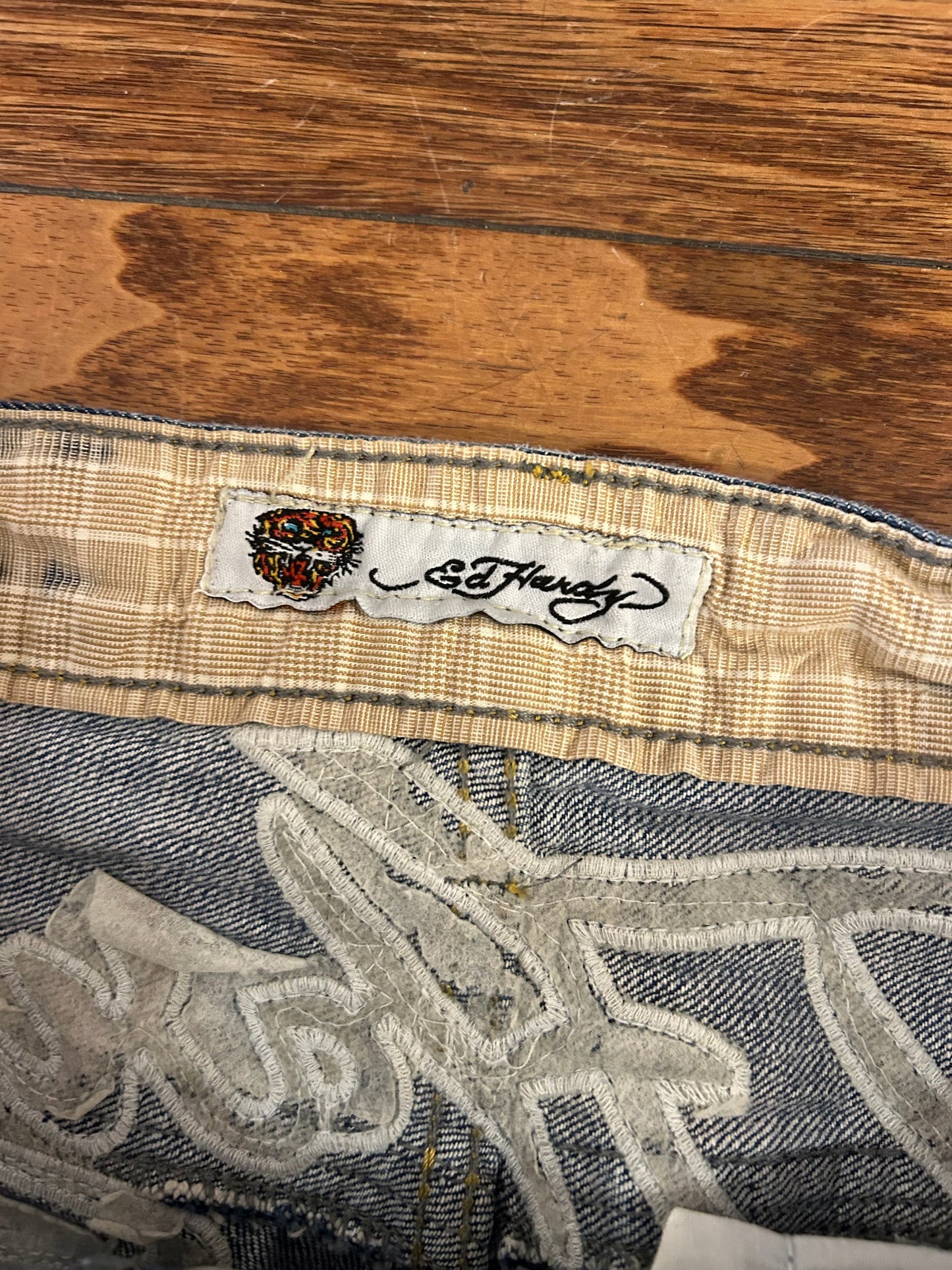 00s Ed Hardy Embroidered Skull Jeans (36 x 32)