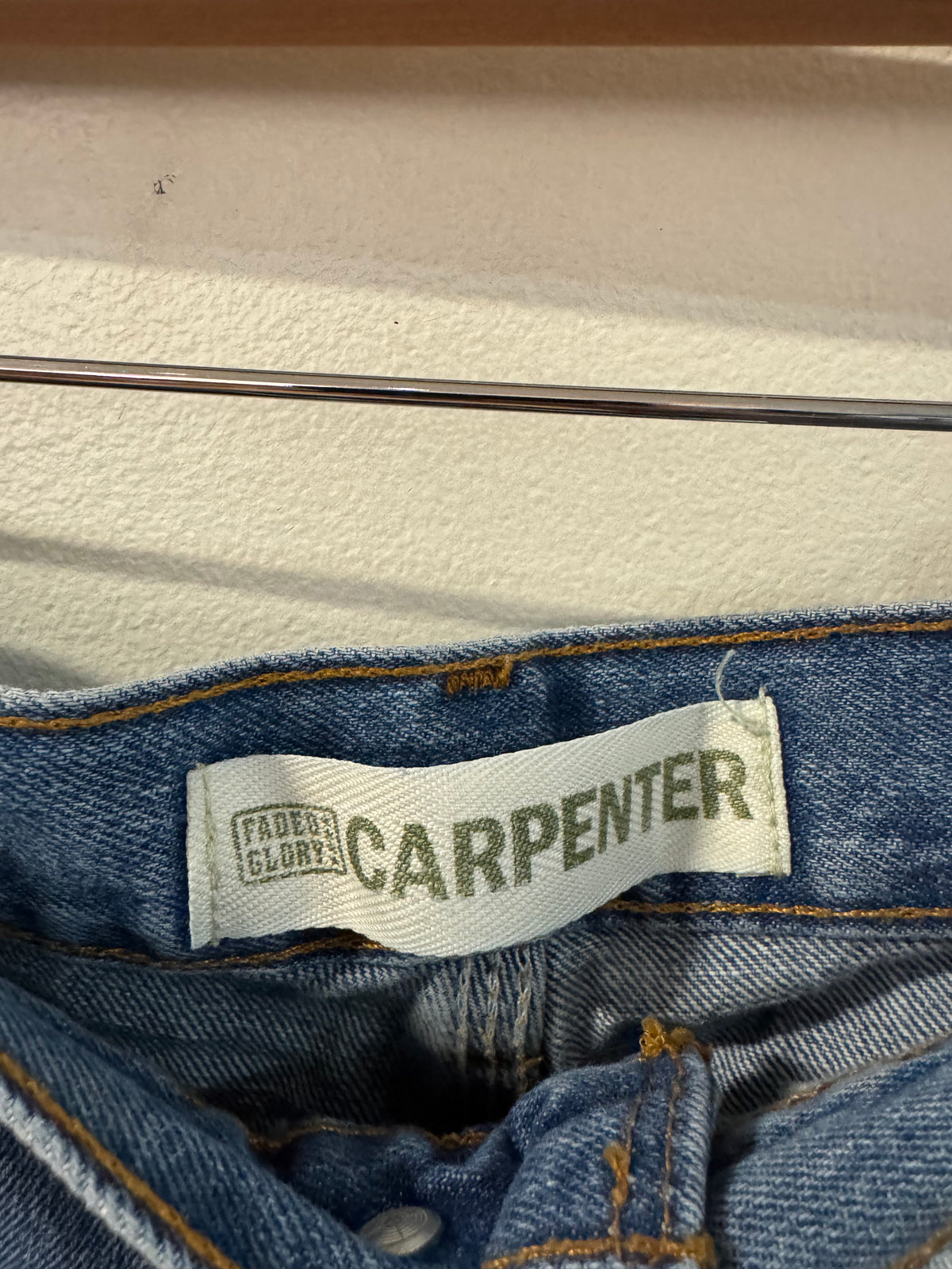 00s Faded Glory Carpenter Shorts (34)