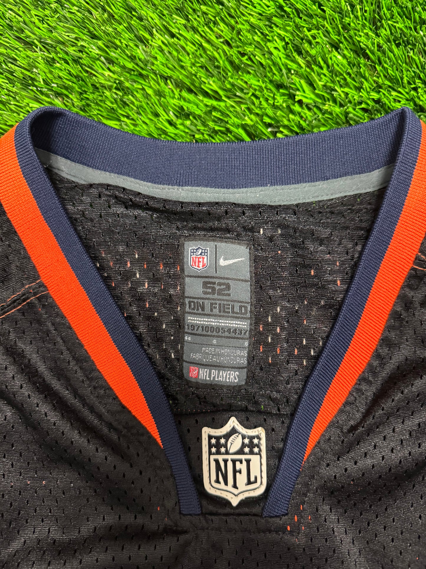 Denver Broncos Peyton Manning #18 Stitched Distressed Nike NFL Jersey (XL)