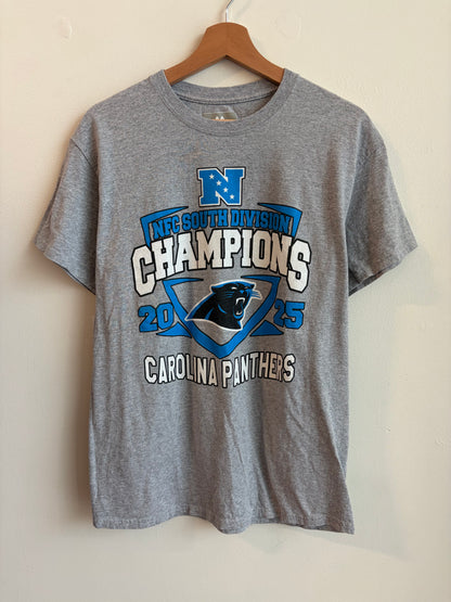 2025 Carolina Panthers NFC South Division Champions Tee (M)