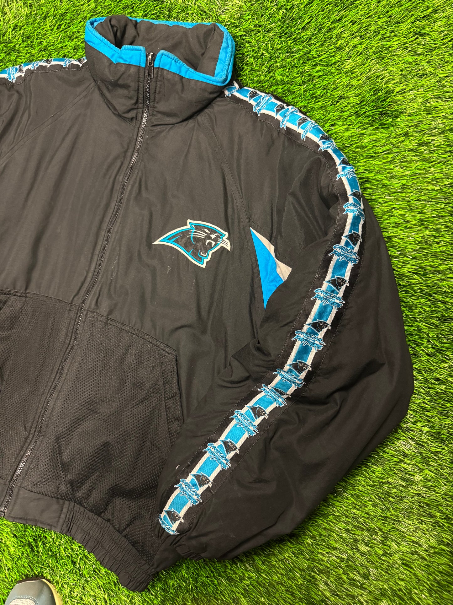 00s Carolina Panthers Game Day Puffer Jacket (L)