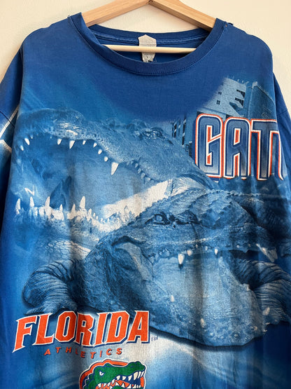 2010s Florida Gators UF Distressed AOP Blue Tee (XXL)