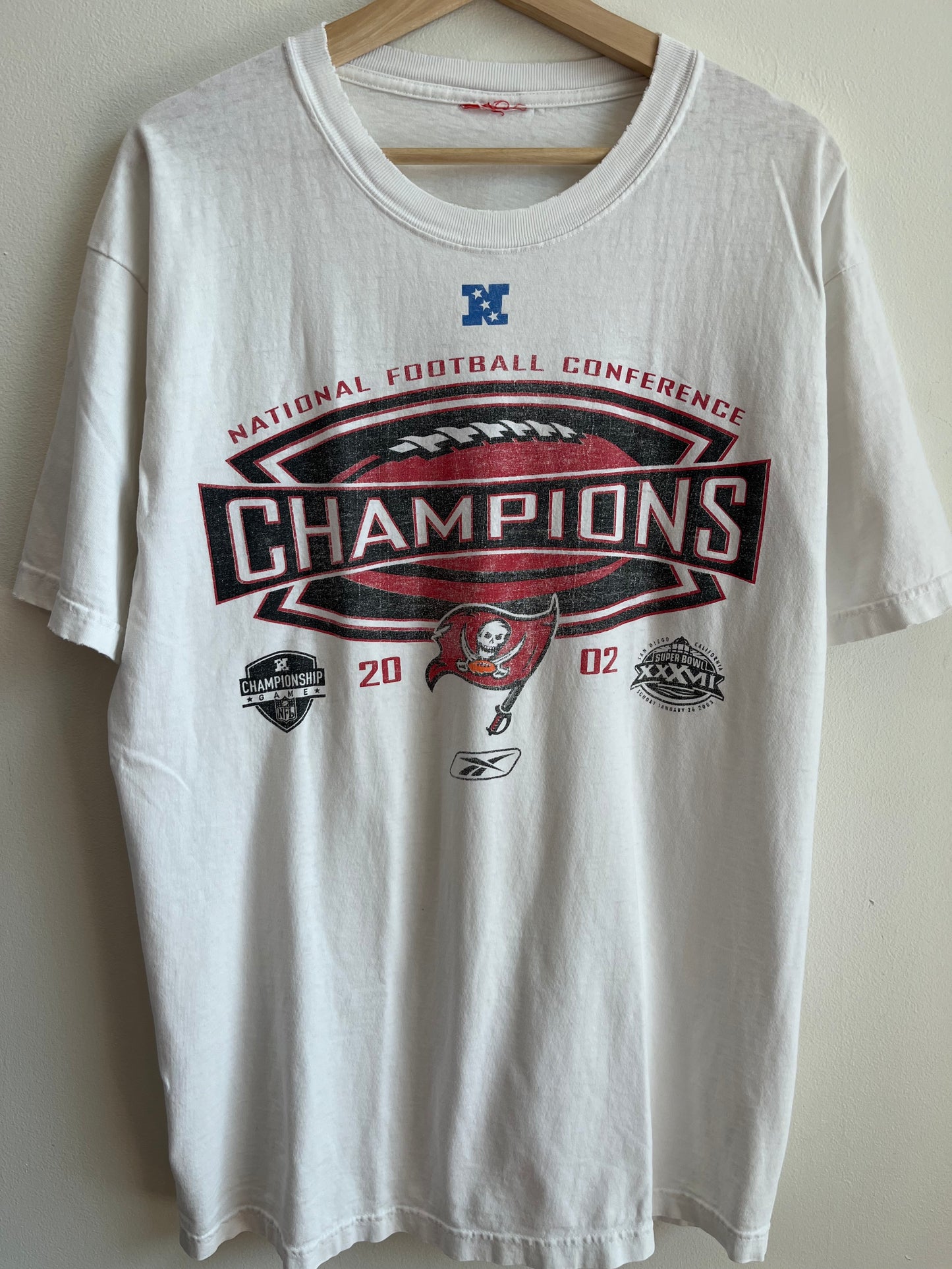 2002 Tampa Bay Buccaneers NFC Champions Tee (L)