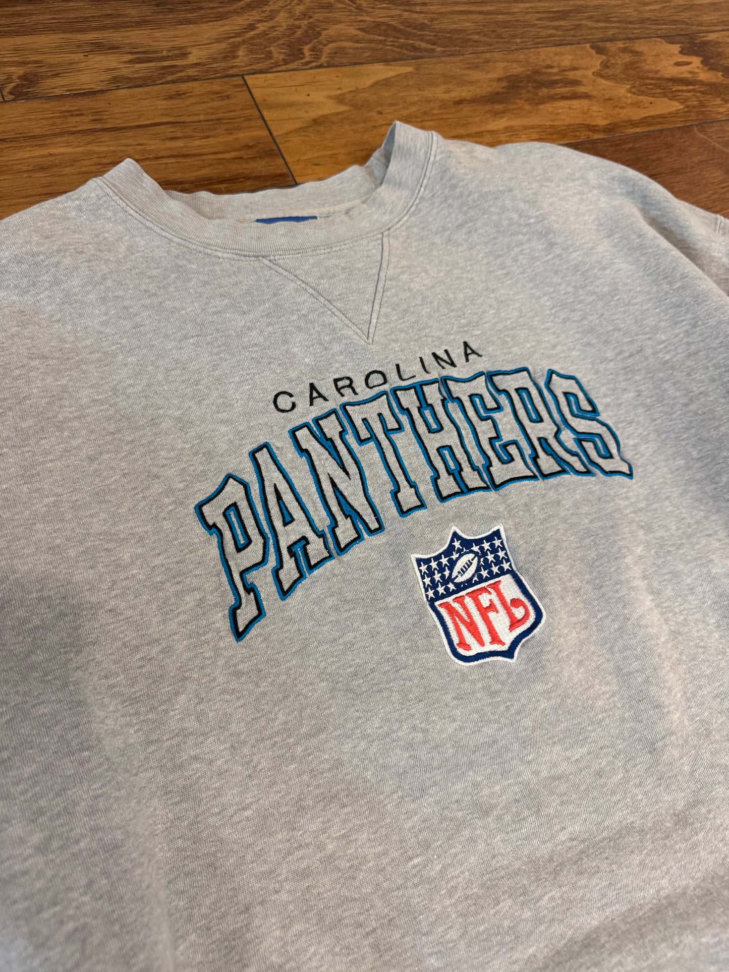 00s Carolina Panthers Embroidered Crewneck (XXL)