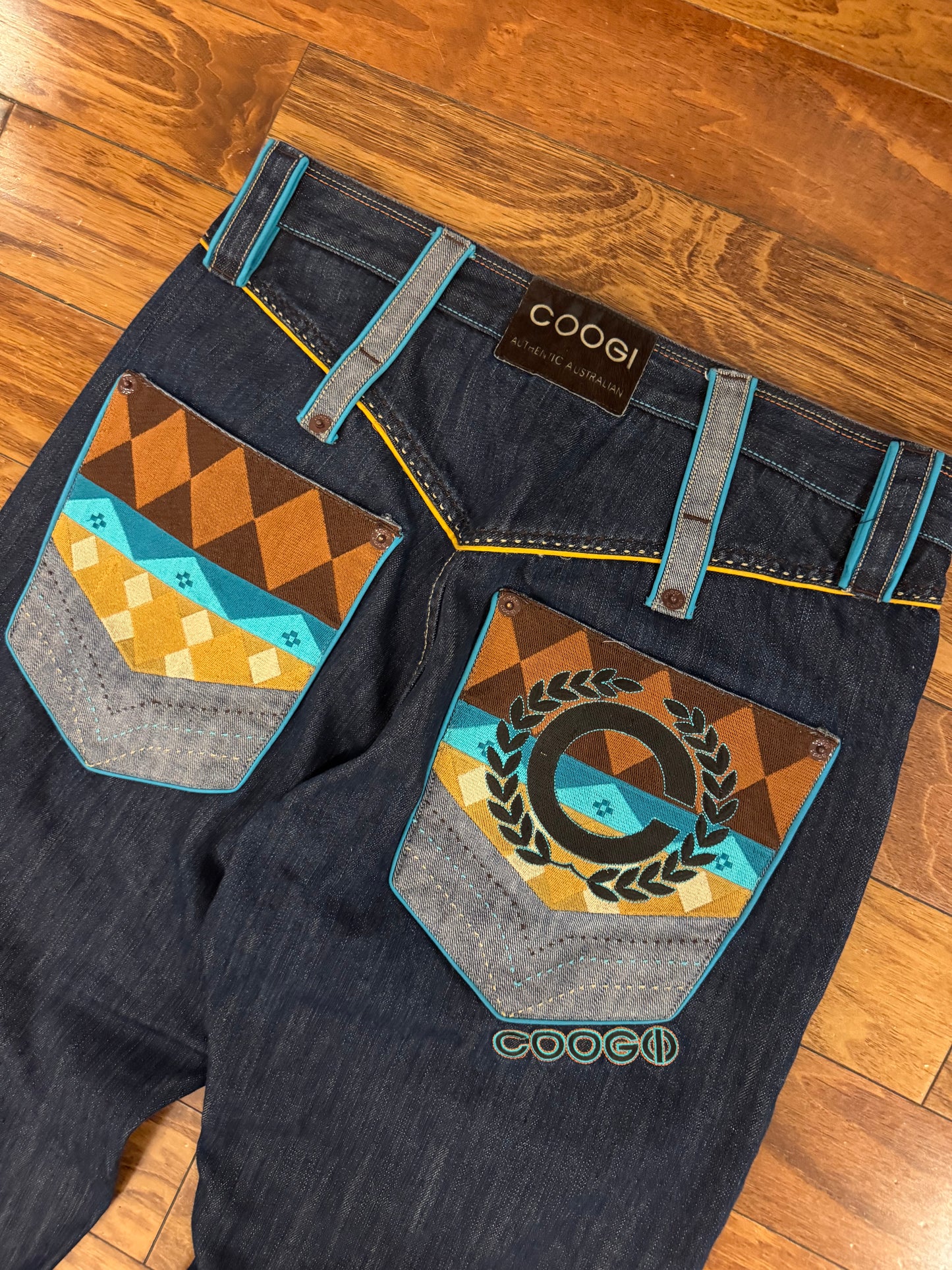00s Coogi Aztec Pockets Baggy Embroidered Jeans (36 x 34)