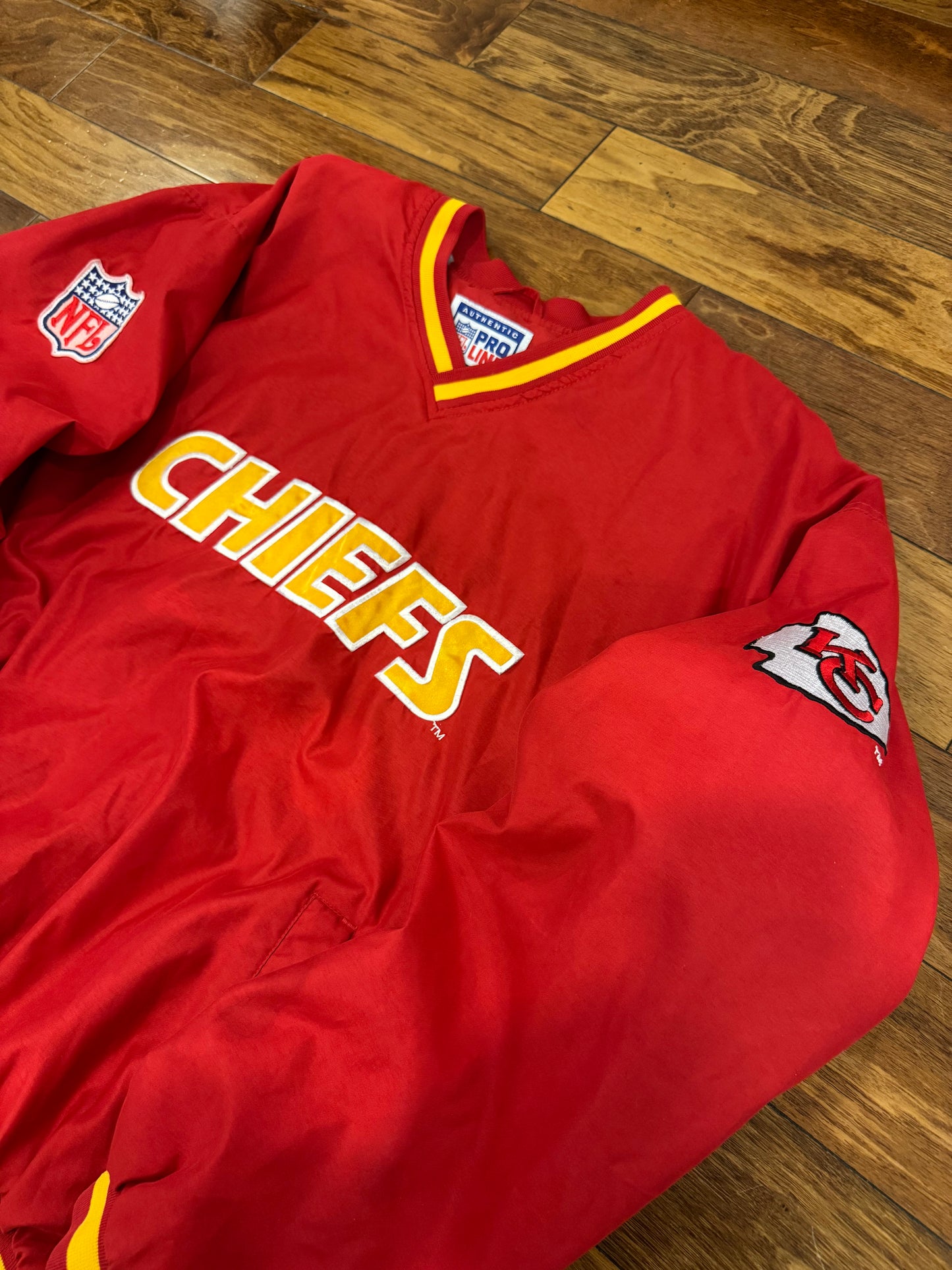 90s Kansas City Chiefs Reebok Embroidered Vintage Windbreaker (L)