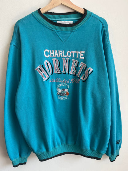 90s Charlotte Hornets Faded Logo Athletic Crewneck (L)