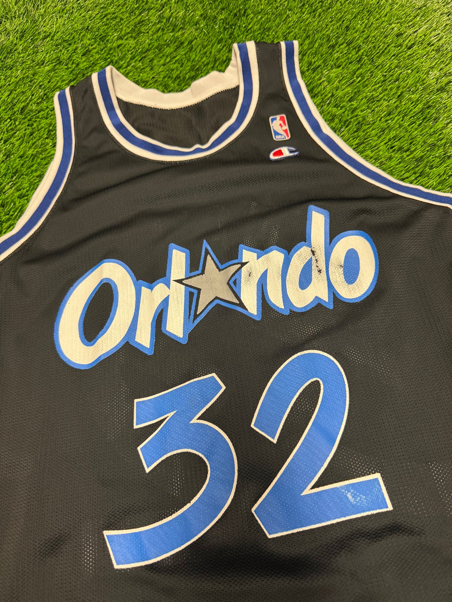 90s Orlando Magic Shaquille O'Neal #32 Champion Vintage NBA Black Jersey (S)