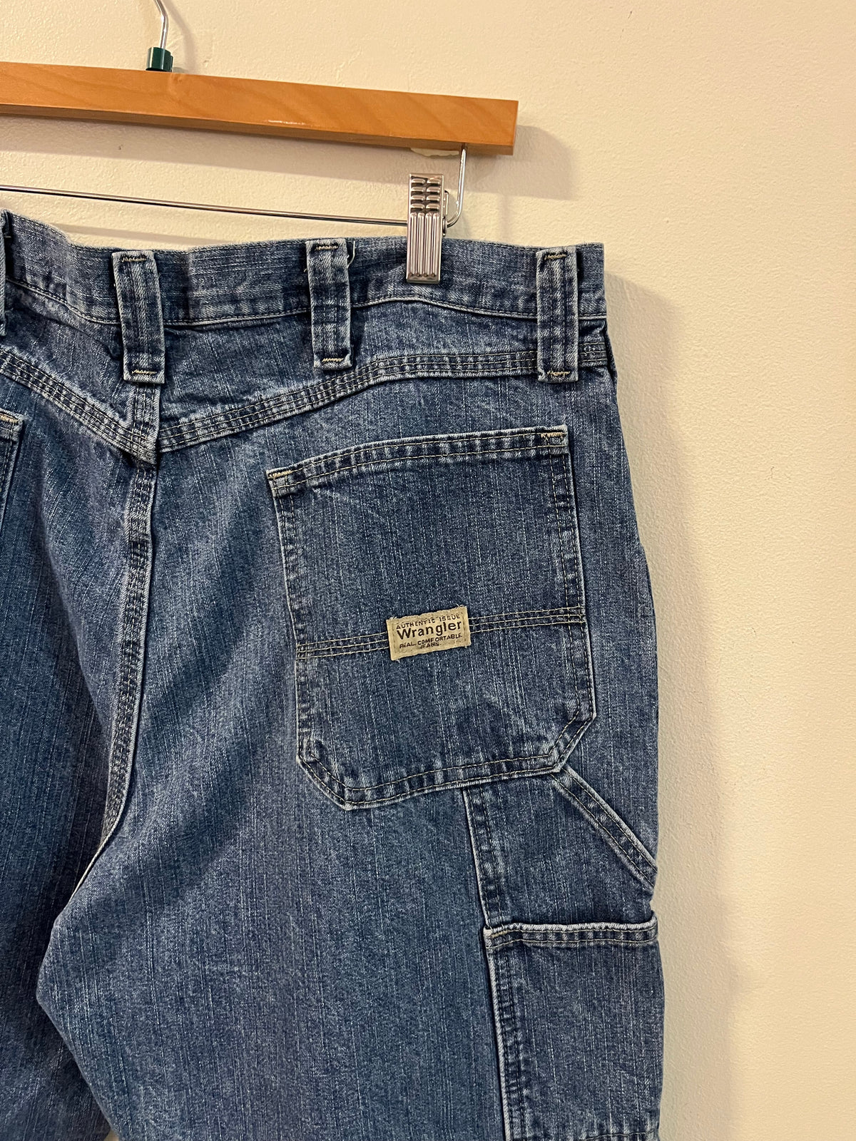 00s Wrangler Original Carpenter Shorts (36)