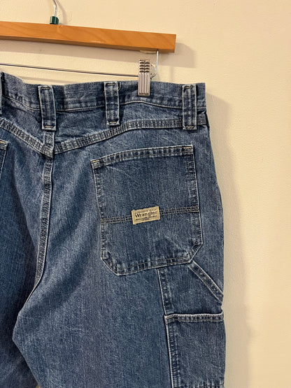 00s Wrangler Original Carpenter Shorts (36)