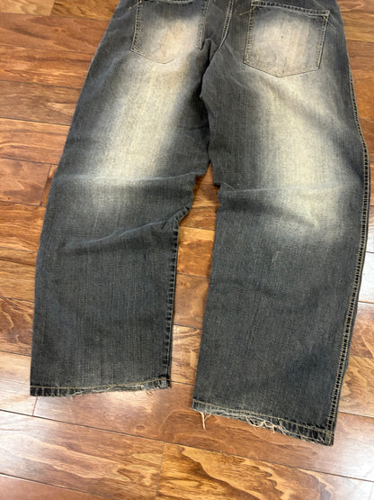 00s Evolution Baggy Faded Jeans (38 x 32)