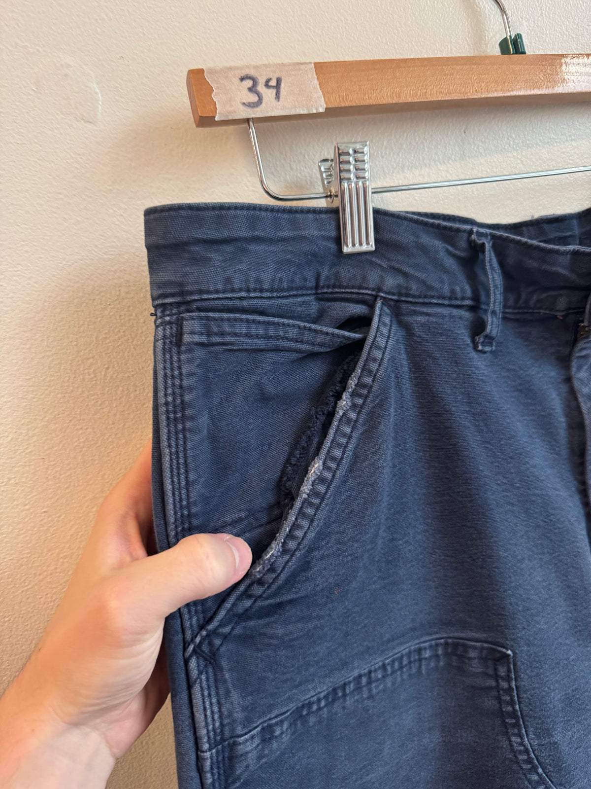 2010s American Eagle Navy Double Knee Shorts (34)