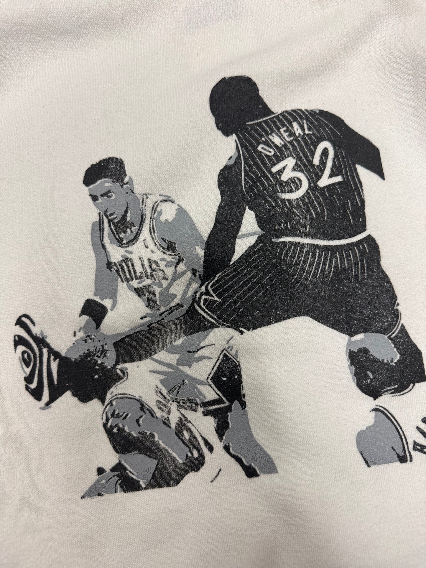 90s Shaquille O'Neal White NBA Crewneck (XL)