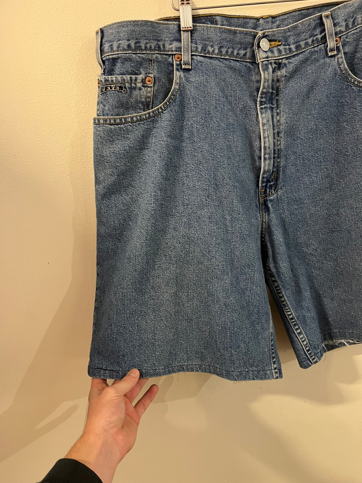 1998 Levi's Baggy Fit Jean Shorts (38)
