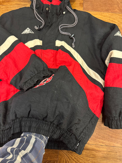 90s Chicago Bulls Apex Hooded Puffer (M)