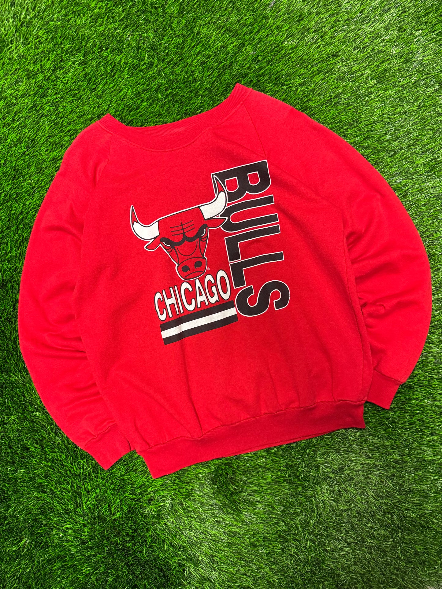 80s Chicago Bulls Spell Out Red Vintage Crewneck (L)