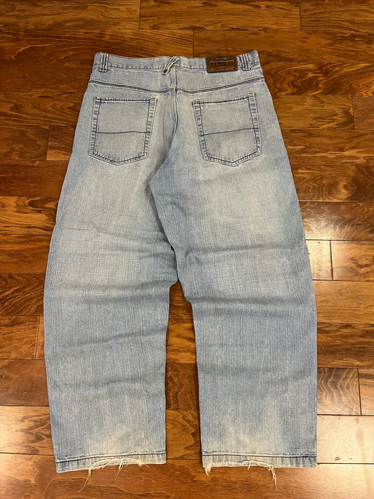 00s Evolution Baggy Light Wash Jeans (36 x 30)