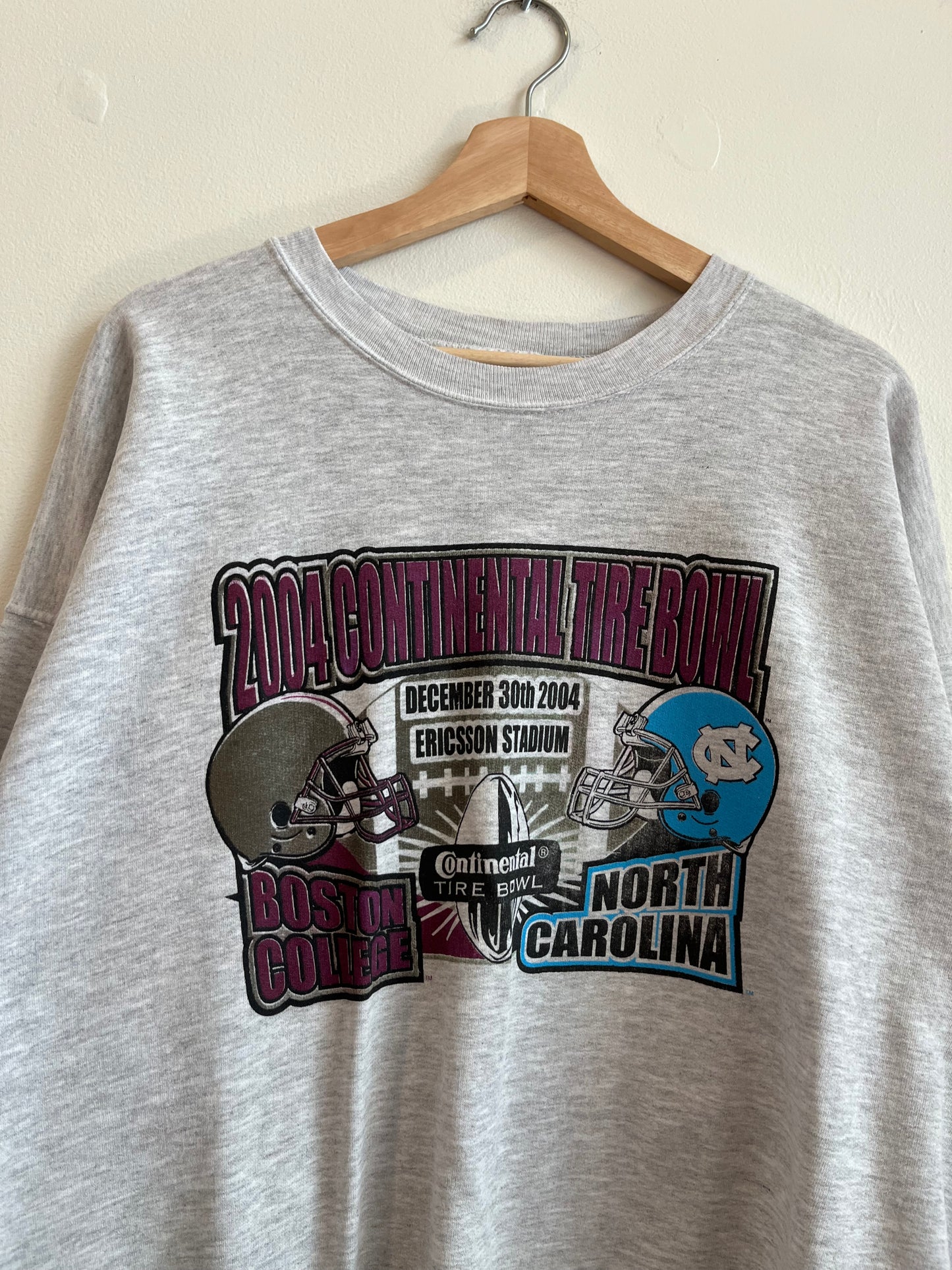 2004 UNC v Boston College Continental Tire Bowl Crewneck (XL)