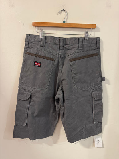 00s Wrangler Workwear Grey Utility Shorts (34)