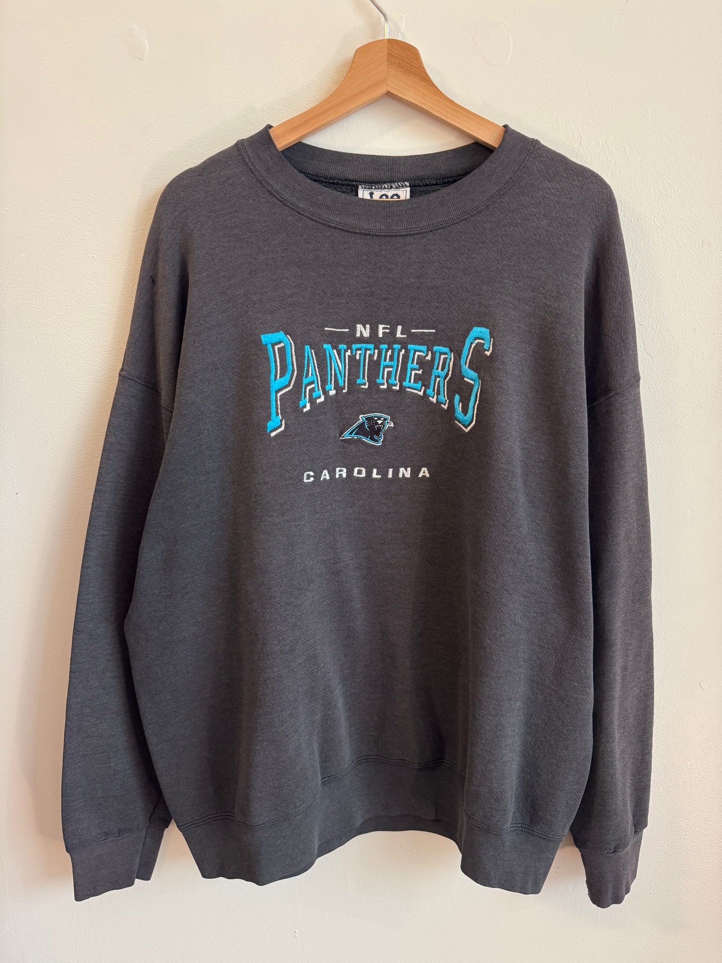 90s Carolina Panthers Embroidered Lee Sports Faded Crewneck (XL)